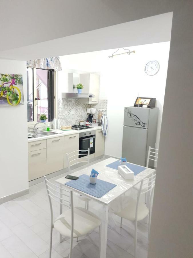 Appartement Nanas à Naples Extérieur photo