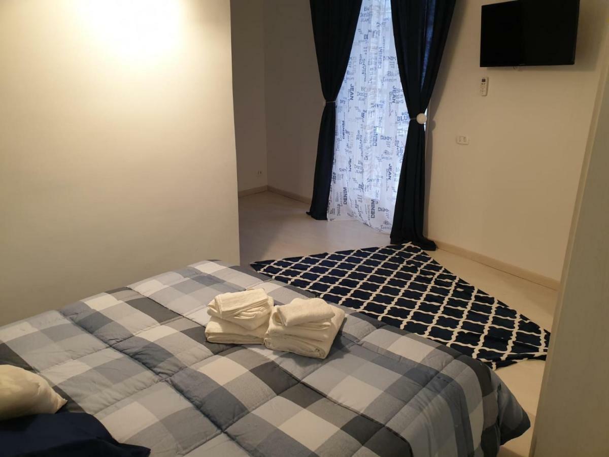 Appartement Nanas à Naples Extérieur photo